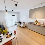 Klimeckiego Luxury 215 *