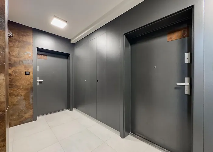 Klimeckiego Luxury 215 *